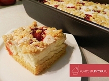 Jedno z lepszych ciast jakie jadłam! :) 
Truskawkowa pychota z budyniową pianką <3