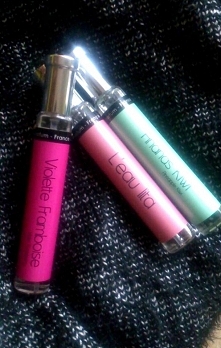 perfumy o słodkim zapachu znanej blogerki maffashion!ananas kiwi polecam! mozna kupic klikajac w ponizszy link