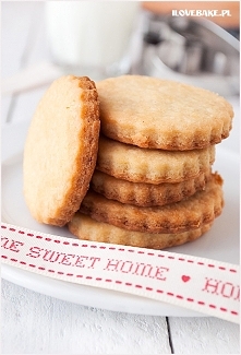 Najlepszy przepis na najbardziej kruche ciastka maślane ilovebake.pl