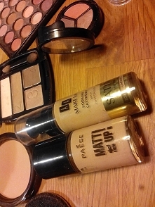 Podkłady na jesienną porę roku, jak i zimę.