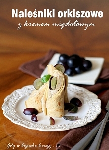 Naleśniki orkiszowe z kremem migdałowym