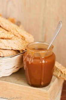 Karmelowe cantuccini z orzechami