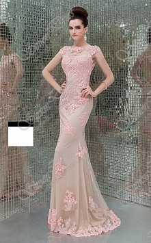 Angela and Alison 41082