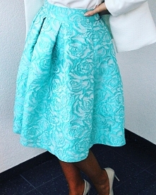 spódnica fason lata 50-te można kupić na stronie eskaiemka