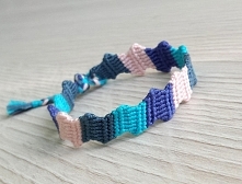 Friendship bracelet "zyg zag blocks"