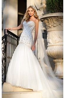 Stella York Style 5823