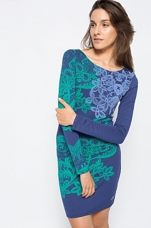 Dzianinowa sukienka damska, we wzory