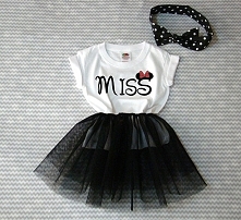 KOMPLET DLA MAŁEJ MODNISI w 8 kolorach !!!

REWELACJA:)