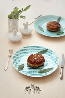 kotlety mielone z pieczarkami i szalwia