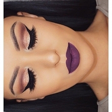 sliwkowa szminka, cudo!