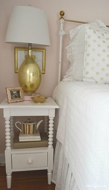 INSPIRUJĄCY PROJEKT: MALUSZEK W SYPIALNI RODZICÓW