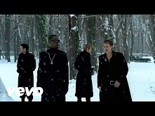 Blue - Breathe Easy Okrutne dla oczu Widzieć sposób, w jaki sprawia, że się uśmiechasz Okrutne dla oczu Obserwowanie jak przytula, to co kiedyś było moje Dlaczego skłamałem? Dla...