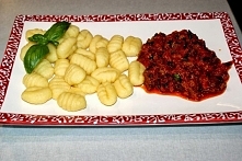 Gnocchi z gulaszem jagnięcym (Janjeci gulaš s njokoma) – Chorwacja