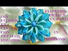 DIY Kanzashi flores pétalos rizados en cintas - flower petals curled ribbons in two colors