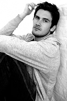 Rollo z krótkimi włosami