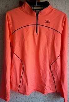 Mam do sprzedania nową bluzę sportową,termoaktywną, przeznaczoną do biegania. Kolor neonowy pomarańcz, rozmiar S/M. Bluzę miałam na sobie jeden raz - gdy zmierzyłam w domu i oka...