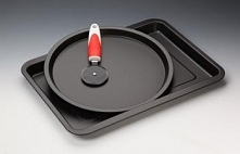 Zestaw do pizzy Cookin Italy (2 formy + nóż) - Ballarini