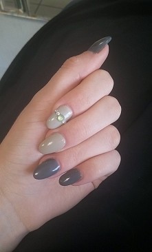 manicure hybrydowy
