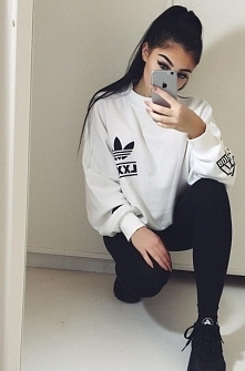 Link do bluzy w komie ^^ PO...