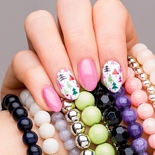 nailmaker.pl - wzór świąteczny. Zamów z kodem rabatowym SWIETA25, żeby otrzymać rabat 25%. Gwarantowana dostawa przed Świętami!