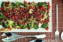 Tłuszczyk na zielono z akcentem czerwieni