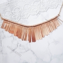 KLIKNIJ W ZDJĘCIE
Świąteczne rabaty 30%
W sklepie OTIEN nowe modele zegarków, bransoletek i minimalistycznych pierścionków!