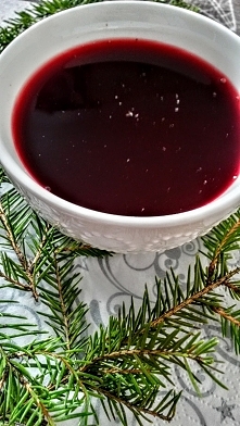 Barszcz czerwony, który TRZEBA zagotować... Bez zakwasu, prawie na ostatnią chwilę, bo wystarczy go przygotować dzień wcześniej. Gorąco polecam! :)