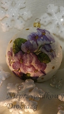 Bombka ręczn robota 

Znajdz nas naFb Nieprzypadkowy drobiazg