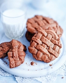 Gingerbread Dough

11⁄3stick of butter, at room temperature
1 cup sugar
11⁄2 oz molasses 
1 tablespoon ground cinnamon
1 teaspoon ground cloves
1 teaspoon ground ginger
1⁄2  tea...