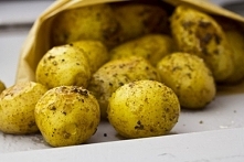 Pieczone Ziemniaki z Dipami