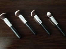 Jakie pędzle użyć do makijażu? Macie z tym problem? Zapraszam na mojego bloga gdzie znajdziecie odpowiedź na to pytanie ZAPRASZAM

paulinakamieniarz.blogspot.com