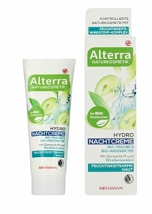 Rossmann, Alterra,Krem nawilżający z winogronem i białą herbatą na noc.

Kolejna zmiana na półce kosmetykowej spowodowana rozpoczęciem terapii Izotekiem. Wskoczył na miejsce kre...