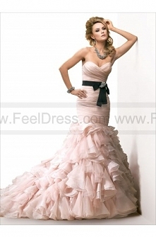 Maggie Sottero Wedding Dresses Divina V7153BR