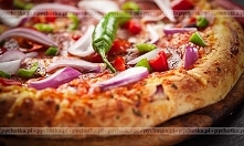 Pizza ratatuj z kurczakiem