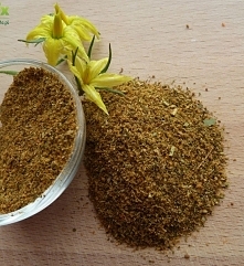 18 ziół Ojca Mateusza. Najważniejsze- nie zawierają glutaminianu sodu ani konserwantów. W skład mieszanki wchodzą takie przyprawy jak majeranek, cebula, czosnek, papryka słodka,...