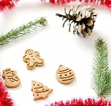 owsiane pierniczki <3 przepis na instagramie @zdrowie_na_talerzu 
link w komentarzu