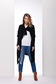 Długa narzutka damska w odcieniach czerni