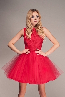 sprzedam sukienke z lou ! :) raz ubrana !!! Jak nowa !!! :) 36 S Tabela rozmiarów Obwód w biuście (cm) 84-88, Obwód w talii (cm) 66-70 Obód w bodrach (cm) 92-96 Długość calkowit...