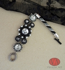 Sparkle 14 - bransoletka beading z rivoli Swarovski
Autor: Slomkad (VAKARAS ART)