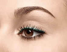 Oriflame dare to be parisienne