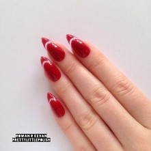 Klasyczna czerwień z efekte...