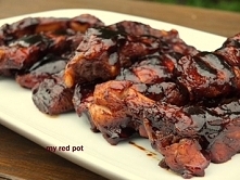 Pyszne żeberka w sosie Bourbon BBQ, klasyczny przepis na bazie syropu klonowego z dodatkiem Bourbona, zdecydowanie najlepsze żeberka jakie jedliśmy, a przy tym banalnie proste w...