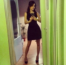 Sukienka model 186
dostępna od ręki - > ivon-sklep
Dwa warianty kolorystyczne
klasyczna czerń i ognista czerwień