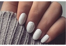 Semilac 001 "Strong White" w sweterkowej wersji :)