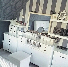 Więcej znajdziesz na curley...