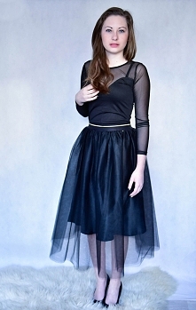 Kolejne zdjęcie uszytej spódnicy tiulowej:)