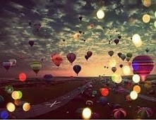 Bo wśród chmur nie będzie się samotnym... I lepiej się marzy patrząc na wszystkich z góry...