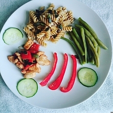 Zapraszam na moja strone na facebooku wybieram fitness 1 bloga :)