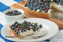 Tarta z owocami i mascarpone