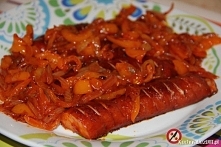 Chłopska patelnia, czyli kiełbasa, cebula i papryka